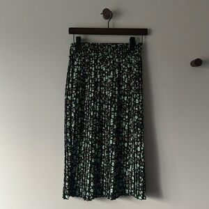 HAPSHO FLORAL MIDI SKIRT SIZE MEDIUM BLACK WITH GREEN AND TAUPE PRINT